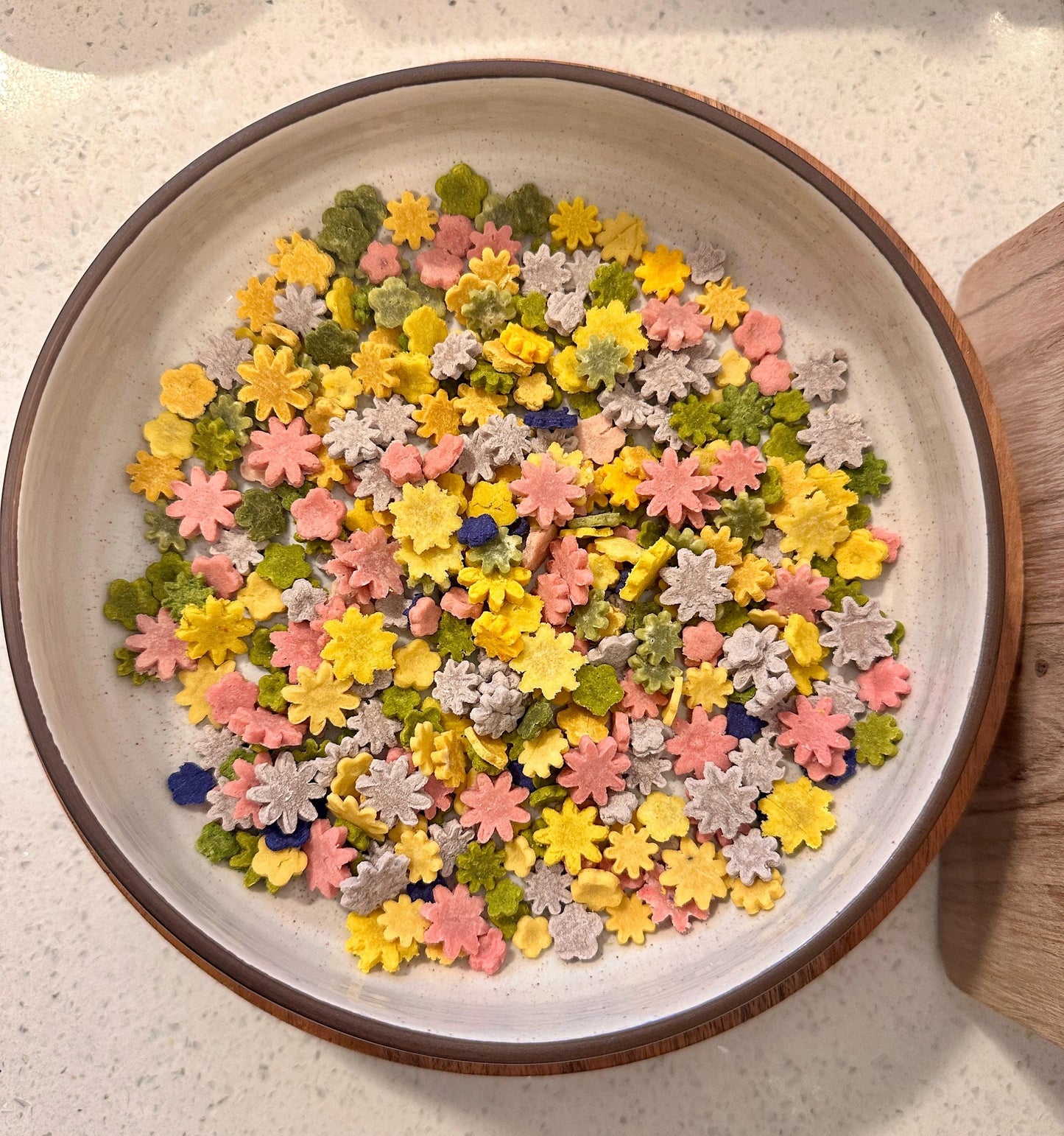 Flower Pack Mixed Cat Treats - Assorted 0.6oz