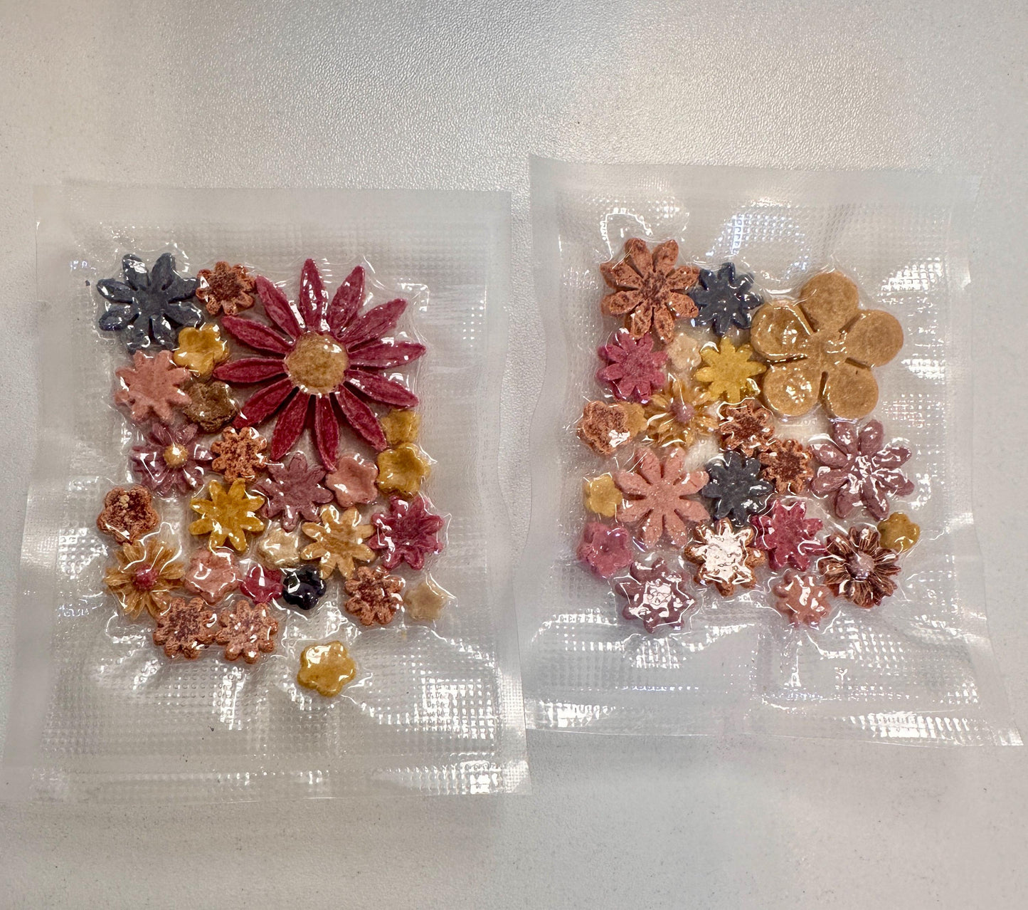 Flower Pack Mixed Cat Treats - Assorted 0.6oz